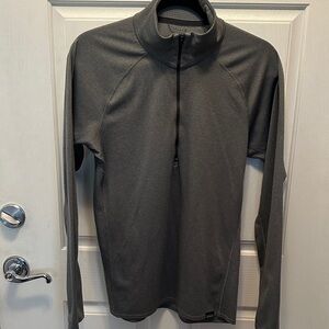 Patagonia Polartec Gray Midweight Capilene Baselayer Size S
